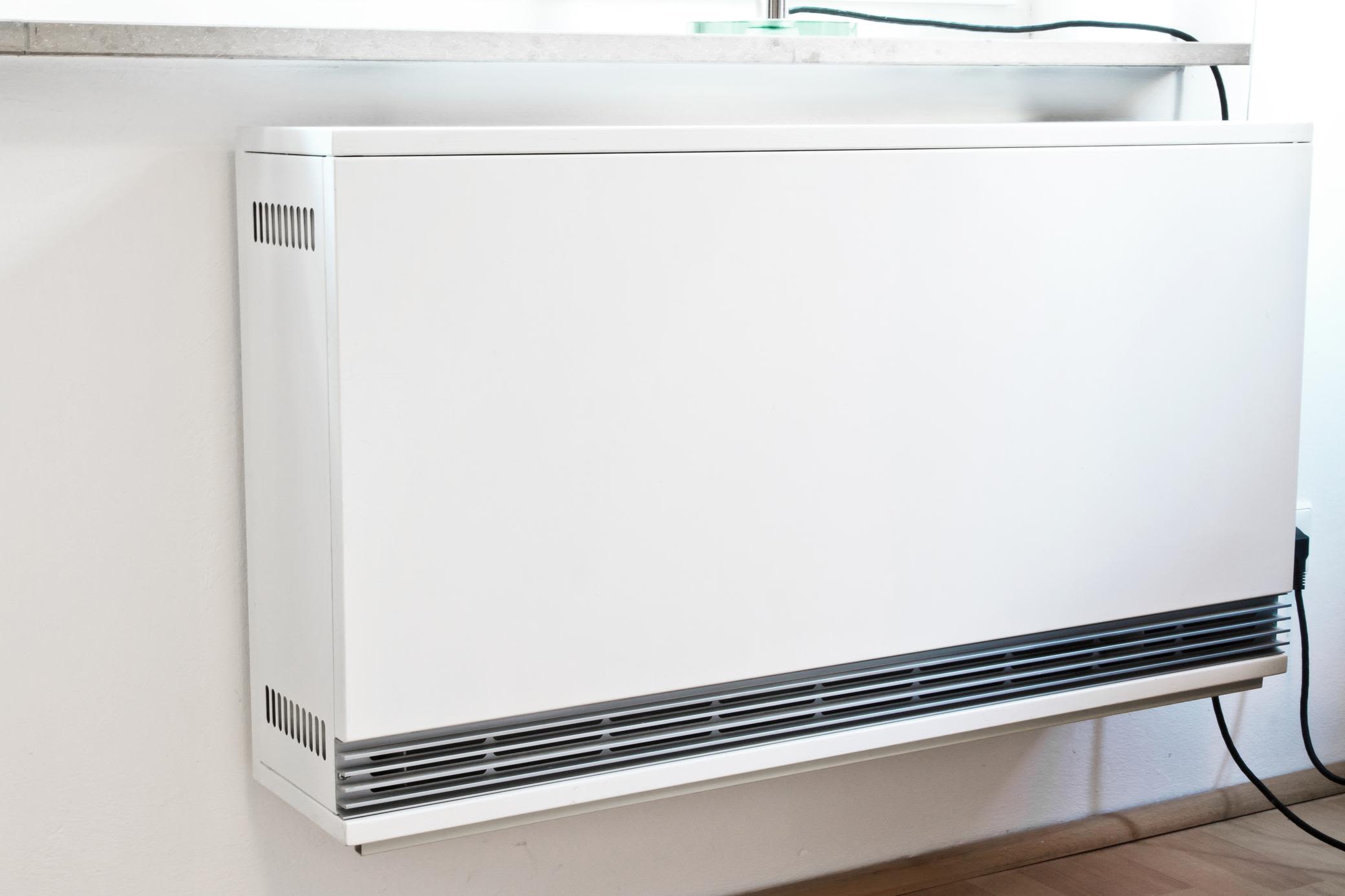 Deine Nachtspeicherheizung lädst nu nachts mit Strom Nachtspeicherheizung in der Wohnung an die Steckdose angeschlossen